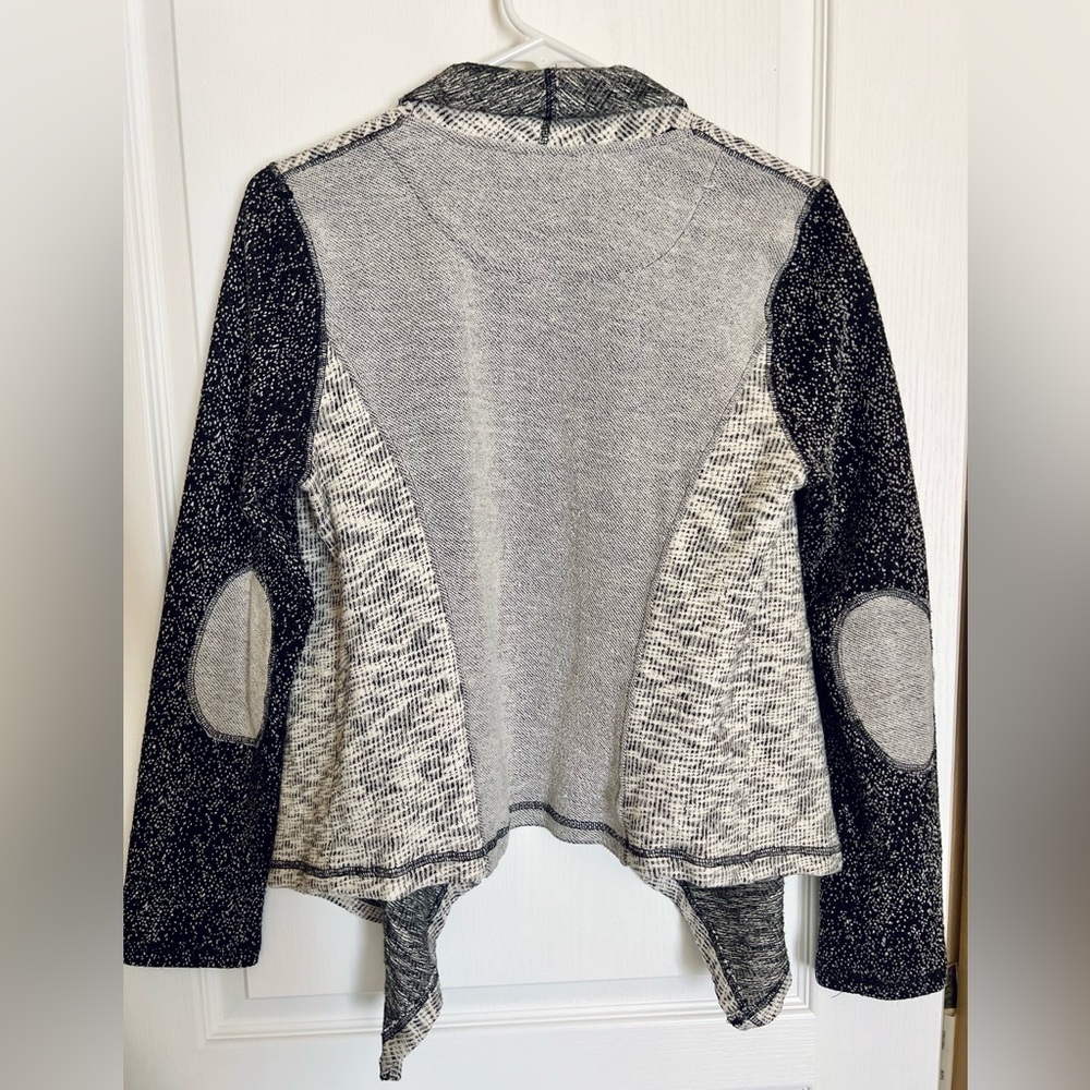 Mystree Black and Gray Open Cardigan - Picture 2 of 4